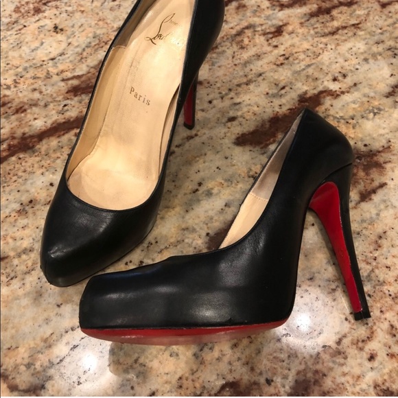 Christian Louboutin Shoes - Christian Louboutin Rolando Pumps